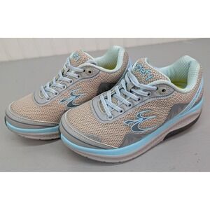 GDefy Gravity Defyer TB9024FGU-W Size 6 Women's Athletic Mighty Walk Sneakers